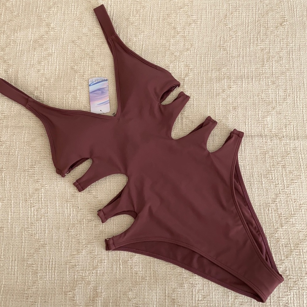 Size S // NWT Forever 21 Swimsuit